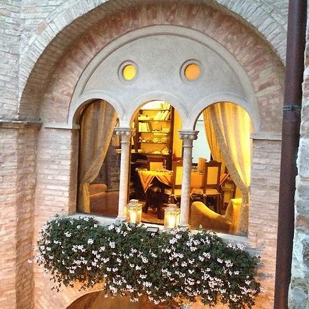 Palazzetto Bentivoglio Villa Sassoferrato Luaran gambar
