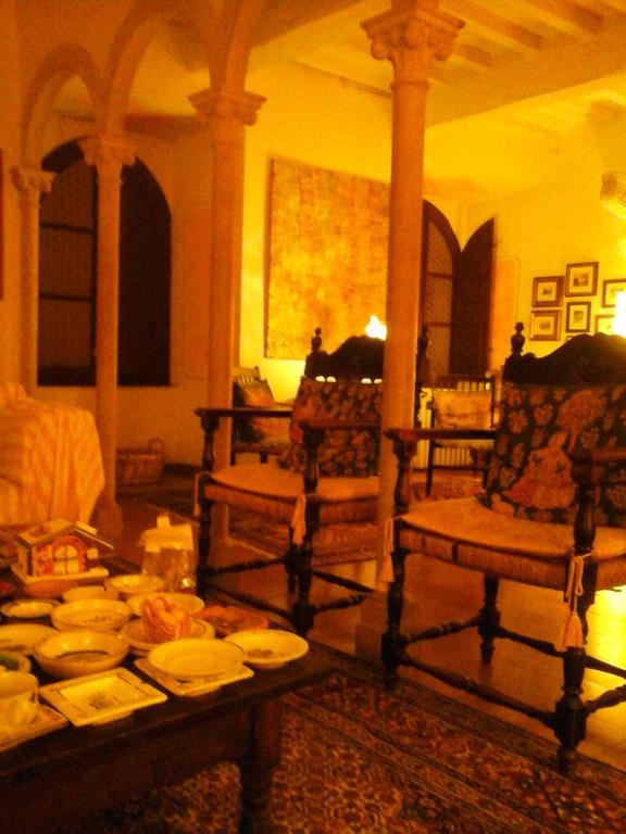 Palazzetto Bentivoglio Villa Sassoferrato Luaran gambar