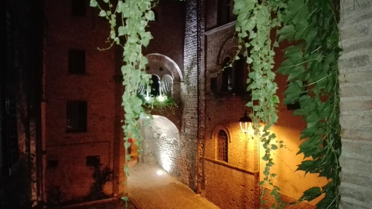 Palazzetto Bentivoglio Villa Sassoferrato Luaran gambar